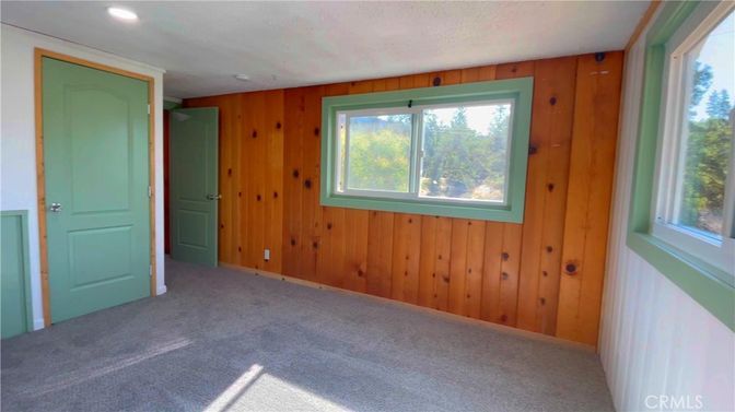Empty room, Interior, Recessed Lighting, Wooden Walls