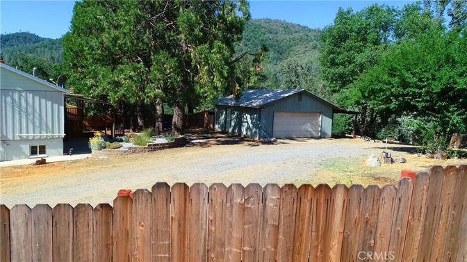 Backyard, Detached Garage, Exterior