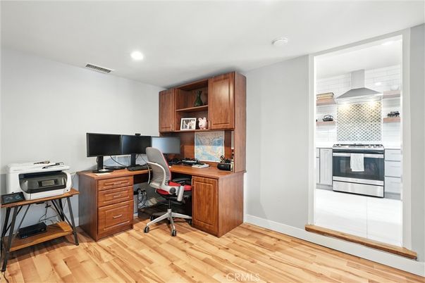Home Office, Interior, Recessed Lighting, Wood Texture Flooring