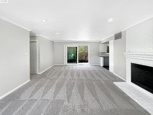 Empty room, Fireplace, Interior, Recessed Lighting