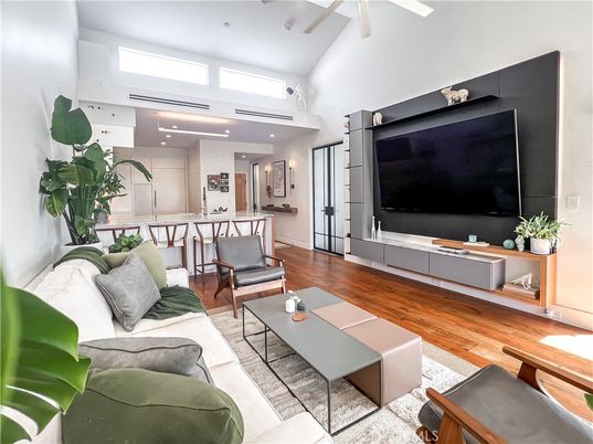 Interior, Kitchen, Living room, Recessed Lighting, Wood Texture Flooring