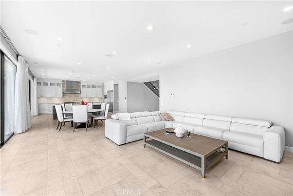 Dining room, Interior, Kitchen, Living room, Recessed Lighting, Stainless Steel Appliances