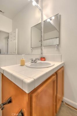 Bathroom, Interior, Tile Countertops