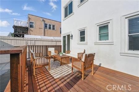 Exterior, Wood Texture Flooring