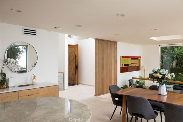 Dining room, Interior, Recessed Lighting