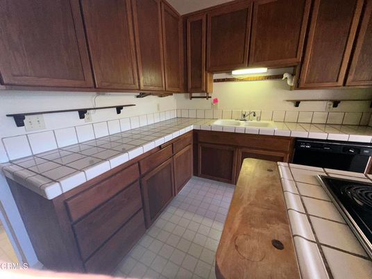 Interior, Kitchen, Tile Countertops