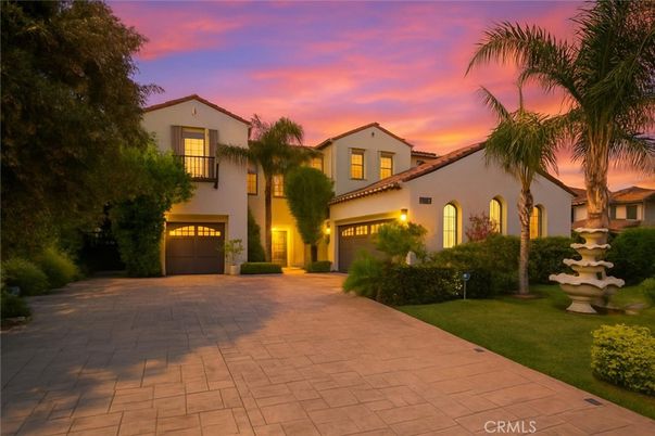 Attached, Exterior, Facade, Spanish Mediterranean