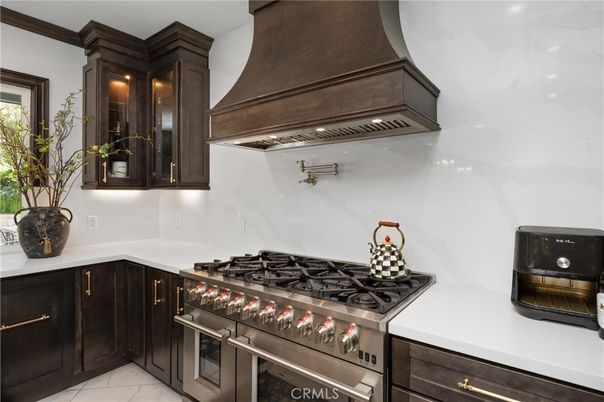 Interior, Kitchen, Stainless Steel Appliances