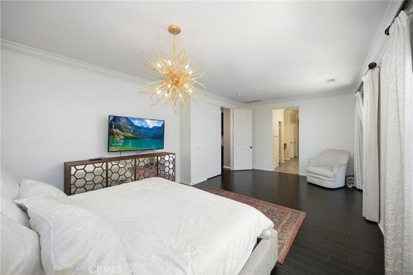 Bedroom, Interior, Pendant Lights, Wood Texture Flooring