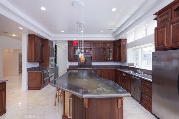 Interior, Kitchen, Pendant Lights, Recessed Lighting, Stainless Steel Appliances