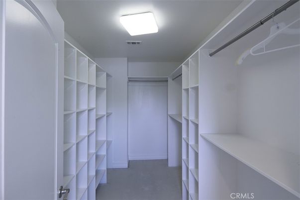 Interior, Walk-in Closets