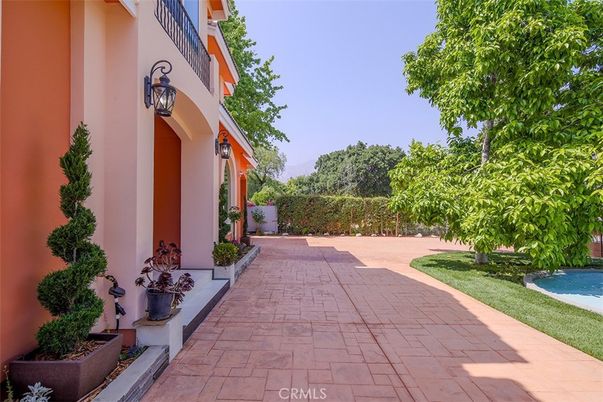 Backyard, Exterior, Pool