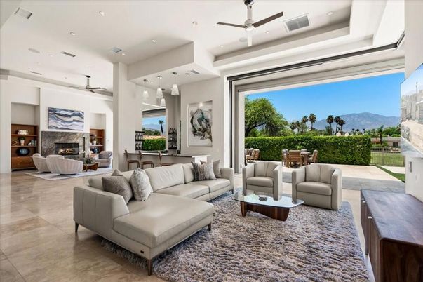 Fireplace, Interior, Living room, Pendant Lights, Recessed Lighting