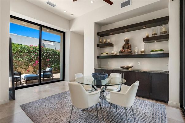 Dining room, Interior, Recessed Lighting