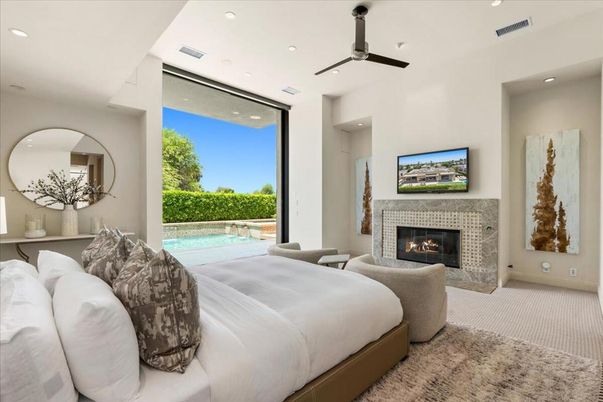 Bedroom, Fireplace, Interior, Recessed Lighting