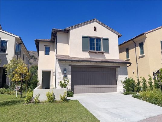 Attached, Exterior, Facade, Spanish Mediterranean