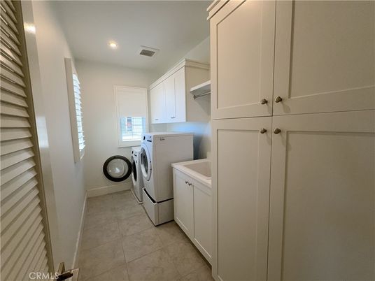 Interior, Recessed Lighting, Washer