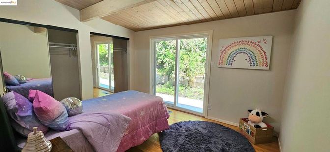Bedroom, Interior, Wooden Beams, Wooden Ceilings, Wood Texture Flooring
