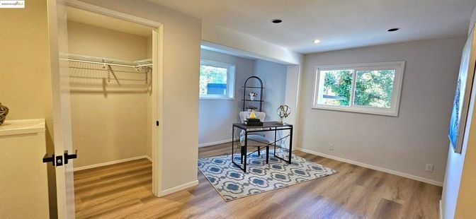 Home Office, Interior, Recessed Lighting, Wood Texture Flooring