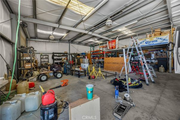 Garage, Interior