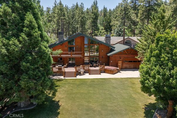 Backyard, Exterior, Hot Tub
