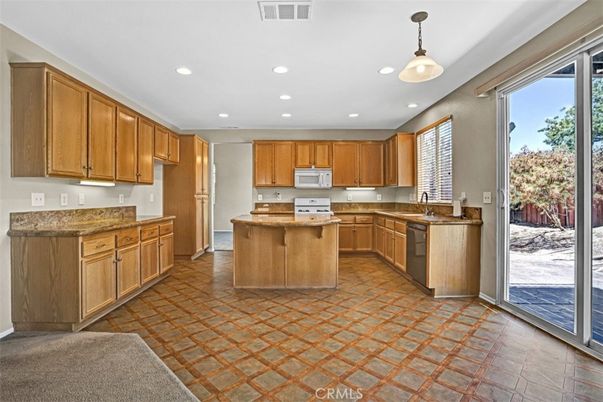 Interior, Kitchen, Pendant Lights, Recessed Lighting