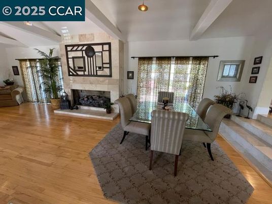 Dining room, Fireplace, Interior, Recessed Lighting, Wood Texture Flooring