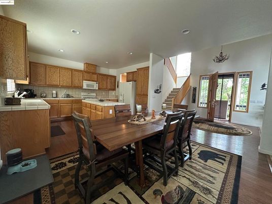 Dining room, Interior, Kitchen, Recessed Lighting, Tile Countertops, Wood Texture Flooring