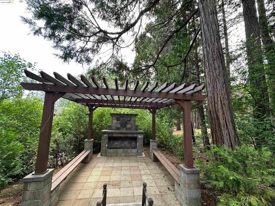 Exterior, Fireplace