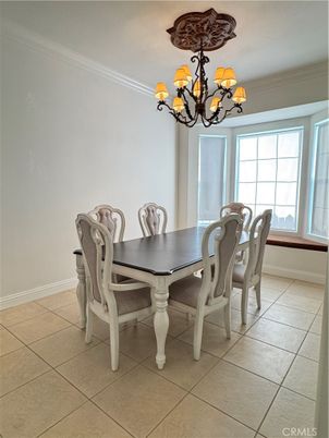 Chandelier, Dining room, Interior