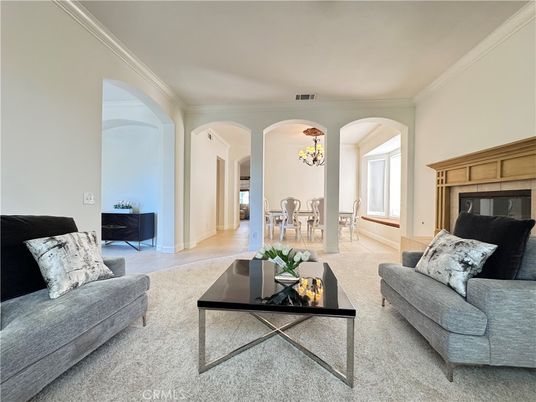 Chandelier, Dining room, Interior, Living room