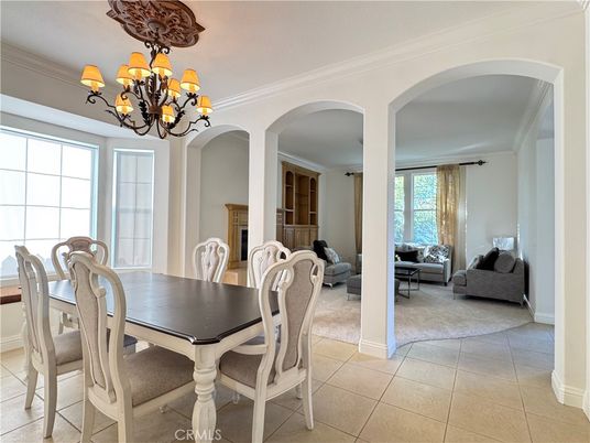 Chandelier, Dining room, Interior