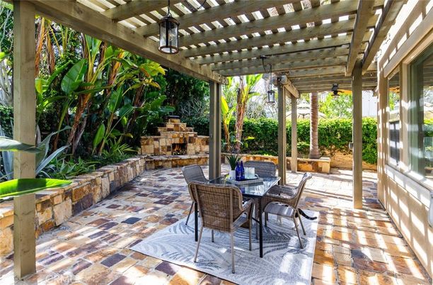 Exterior, Fireplace