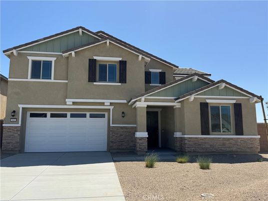 Attached, Exterior, Facade, American Craftsman