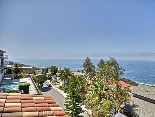 Exterior, Pool, Water