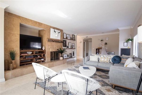 Fireplace, Interior, Living room