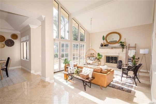Fireplace, Interior, Living room