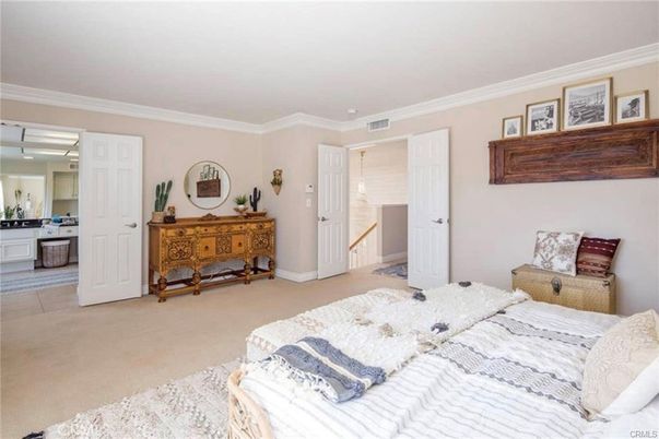Bedroom, Interior, Pendant Lights