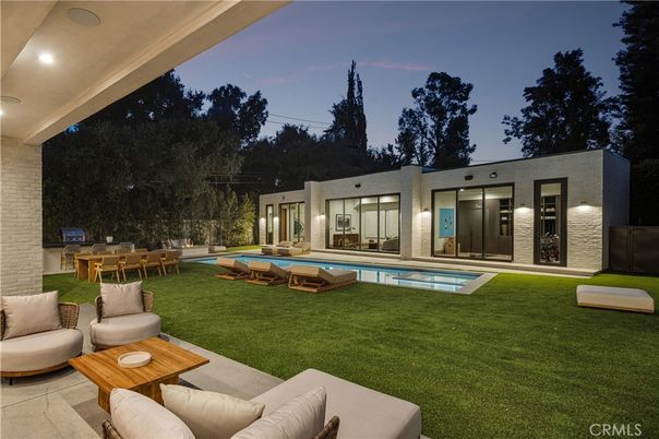 Backyard, Exterior, Pool