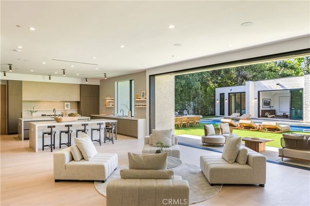 Dining room, Interior, Kitchen, Living room, Pendant Lights, Recessed Lighting, Wood Texture Flooring
