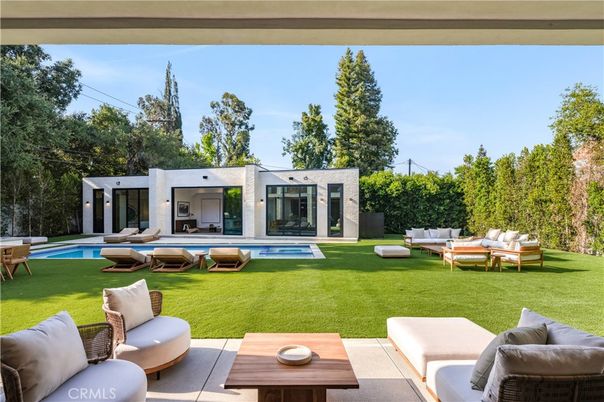 Backyard, Exterior, Pool
