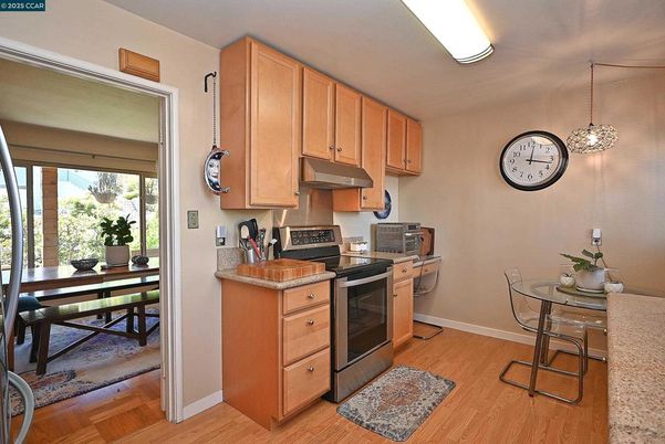 Dining room, Interior, Kitchen, Pendant Lights, Wood Texture Flooring