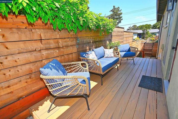 Exterior, Wood Texture Flooring