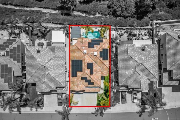 Exterior, Drone