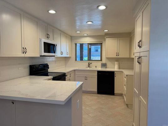 Interior, Kitchen, Recessed Lighting