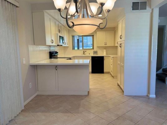 Chandelier, Interior, Kitchen