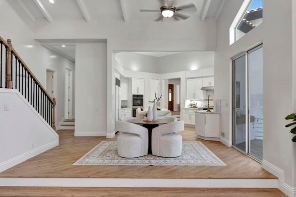 Dining room, Interior, Kitchen, Recessed Lighting, Wood Texture Flooring