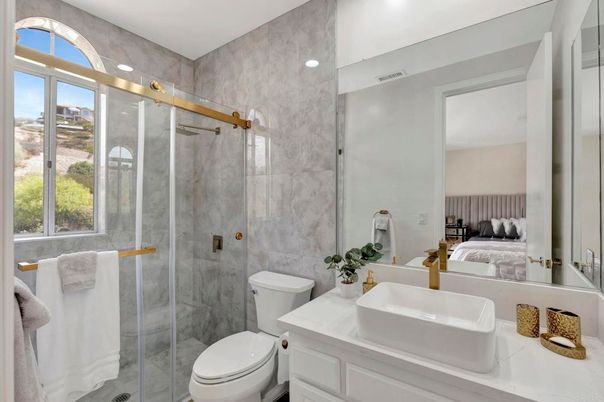 Bathroom, Bedroom, Glass Shower, Interior, Recessed Lighting