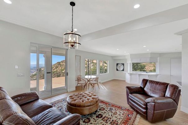 Dining room, Interior, Living room, Pendant Lights, Recessed Lighting, Wood Texture Flooring