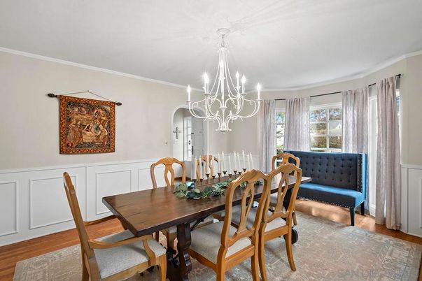 Chandelier, Dining room, Interior, Wood Texture Flooring
